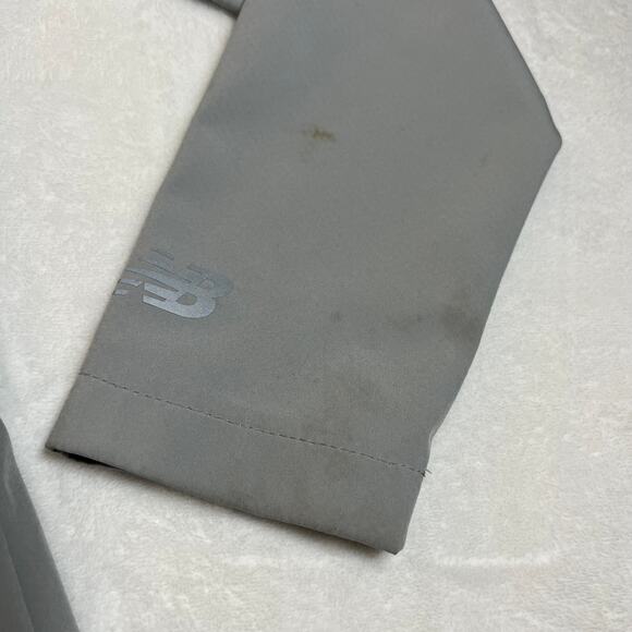 New Balance Women's Soft Shell Zip Up Jacket with Hood Size Large **FLAWED** - Picture 11 of 13